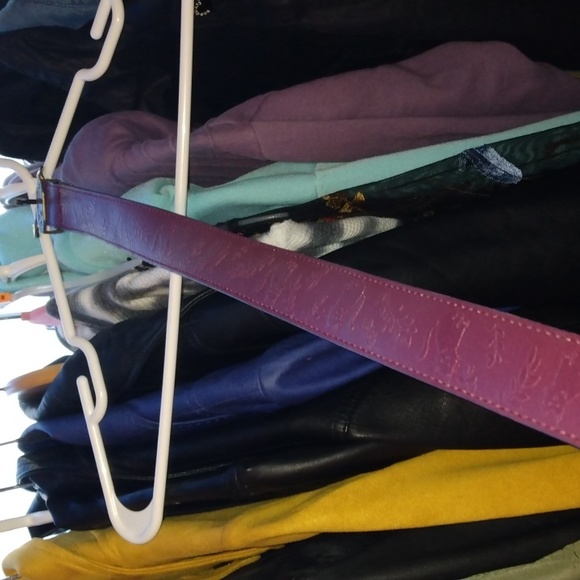 Women's burgundy cat design belt - Picture 4 of 17